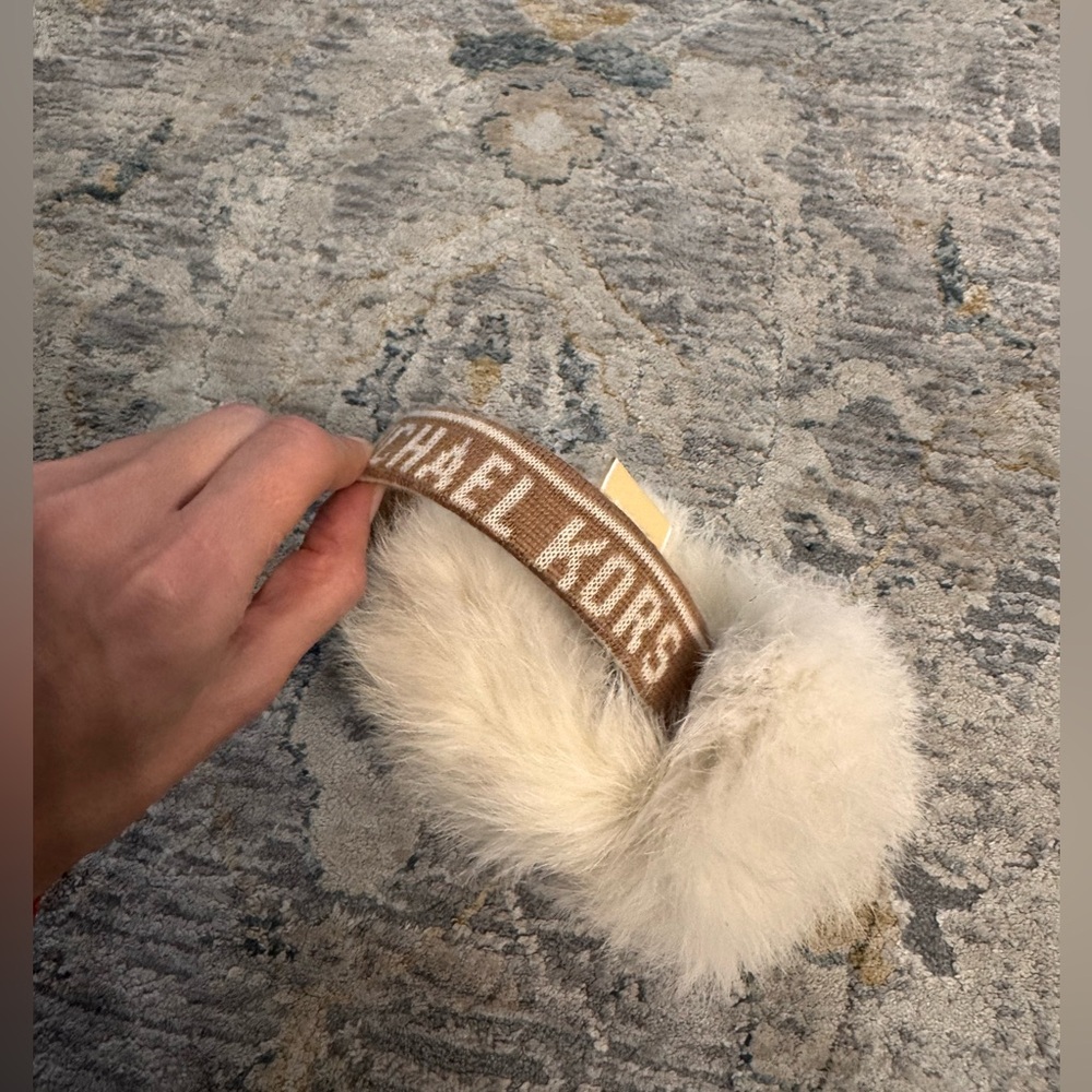 Michael Kors Beige and Cream Fur Ear Muffs - Picture 2 of 4